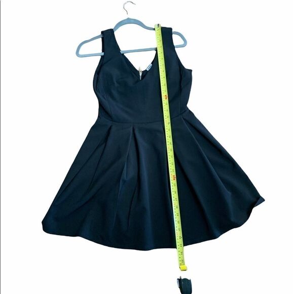 𝅺PIMKIE Dress - Picture 6 of 8